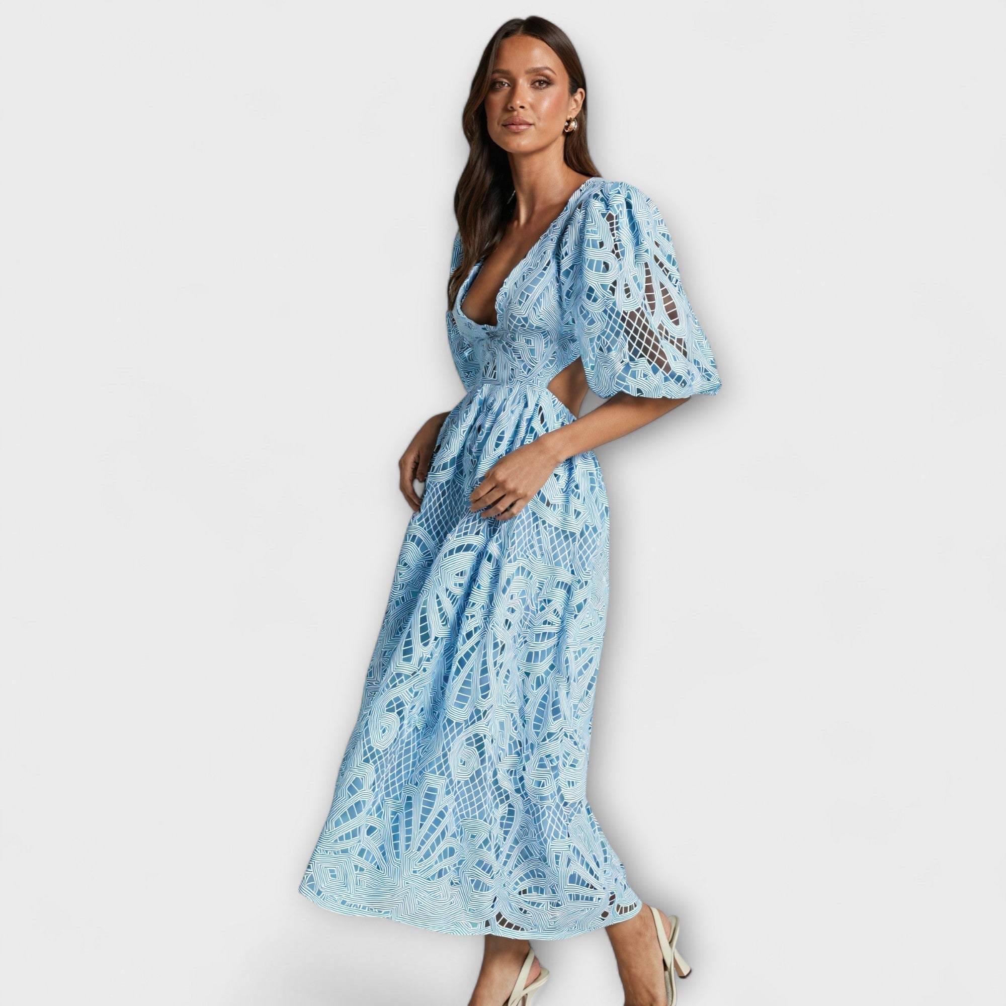 Elegant Klänning med Delikata Detaljer