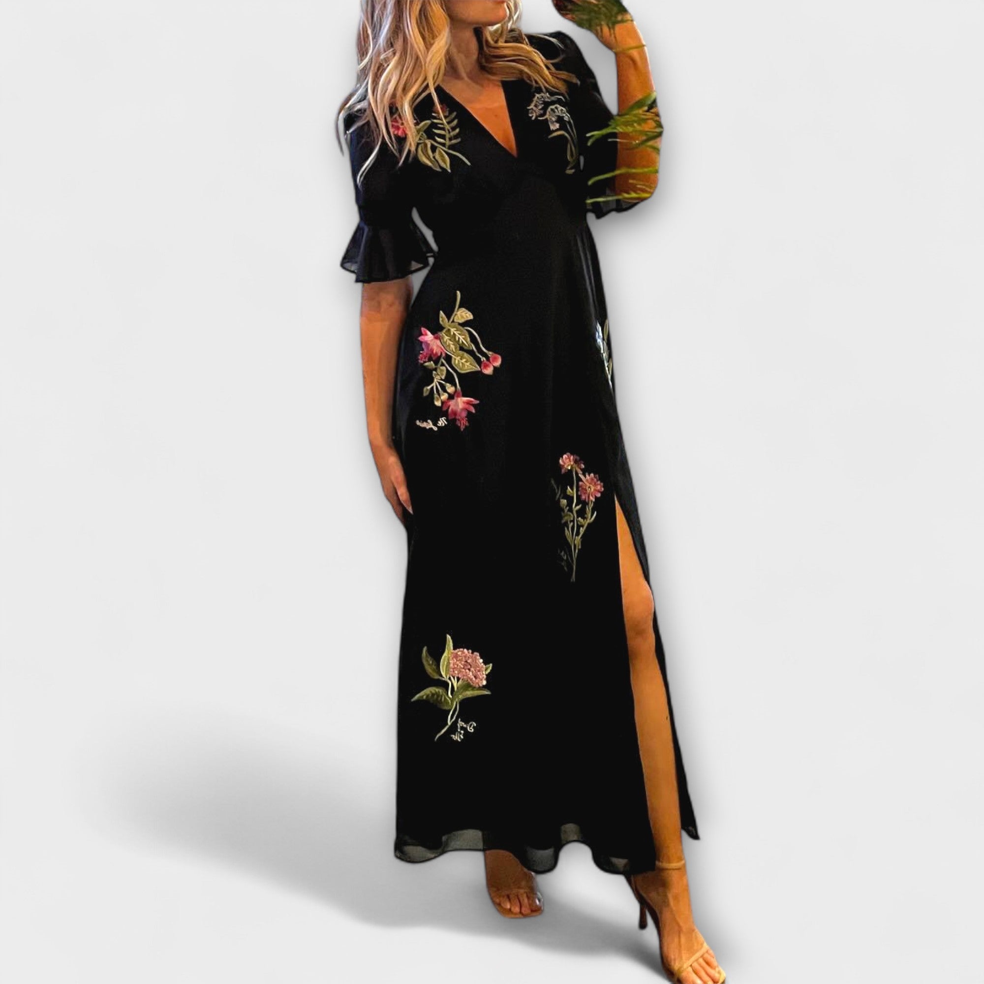 Beatrice - Elegant Klänning i Marinblått med Blommönster