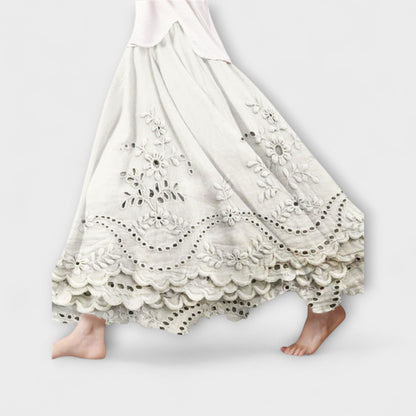 Luna – Boho Maxikjol med Broderi