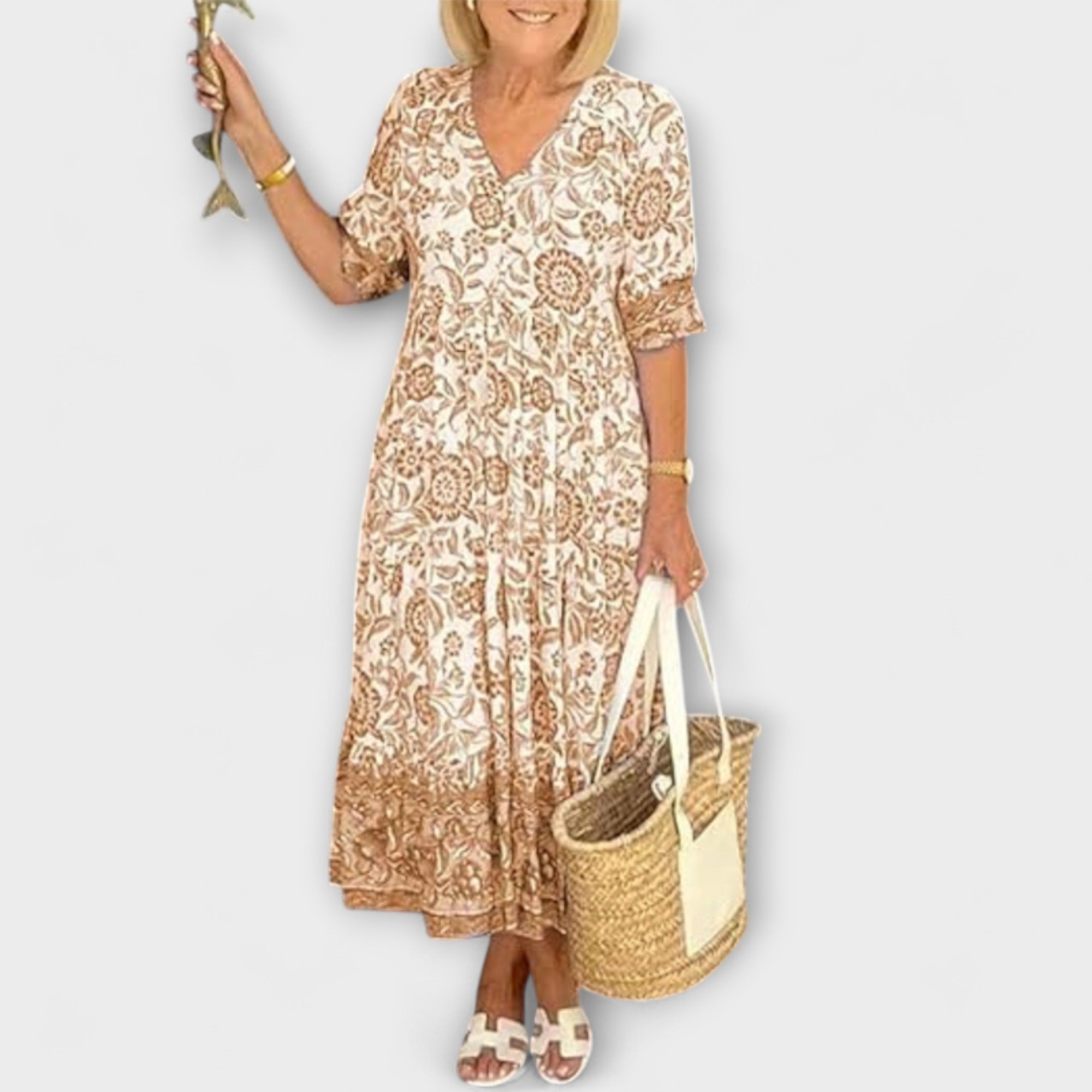 Caitlin - Graciös Blommig Klänning med en Luftig Design