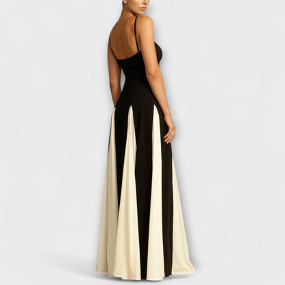 Ember - Klassisk Elegans A-linje Maxi Klänning med Tyllpaneler