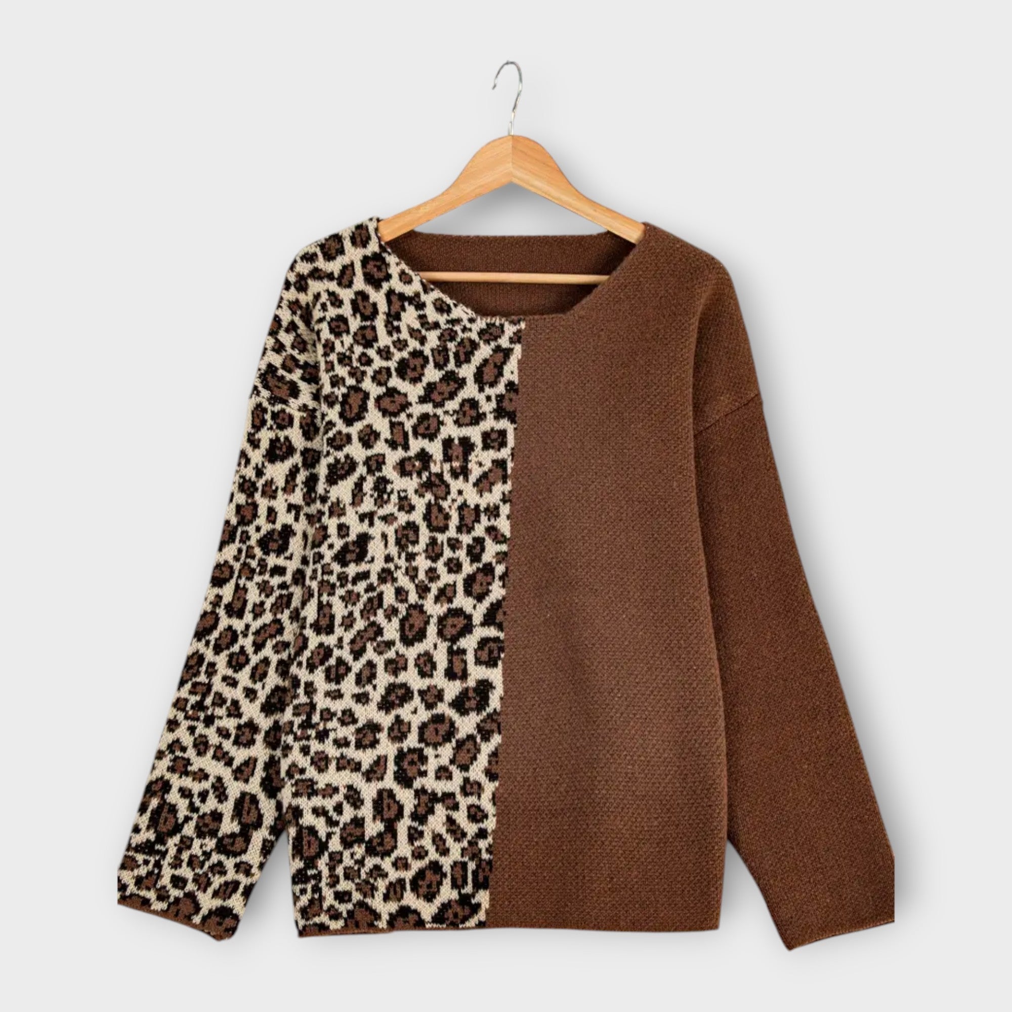 Marina - Avslappnad Tröja med Leoparddesign