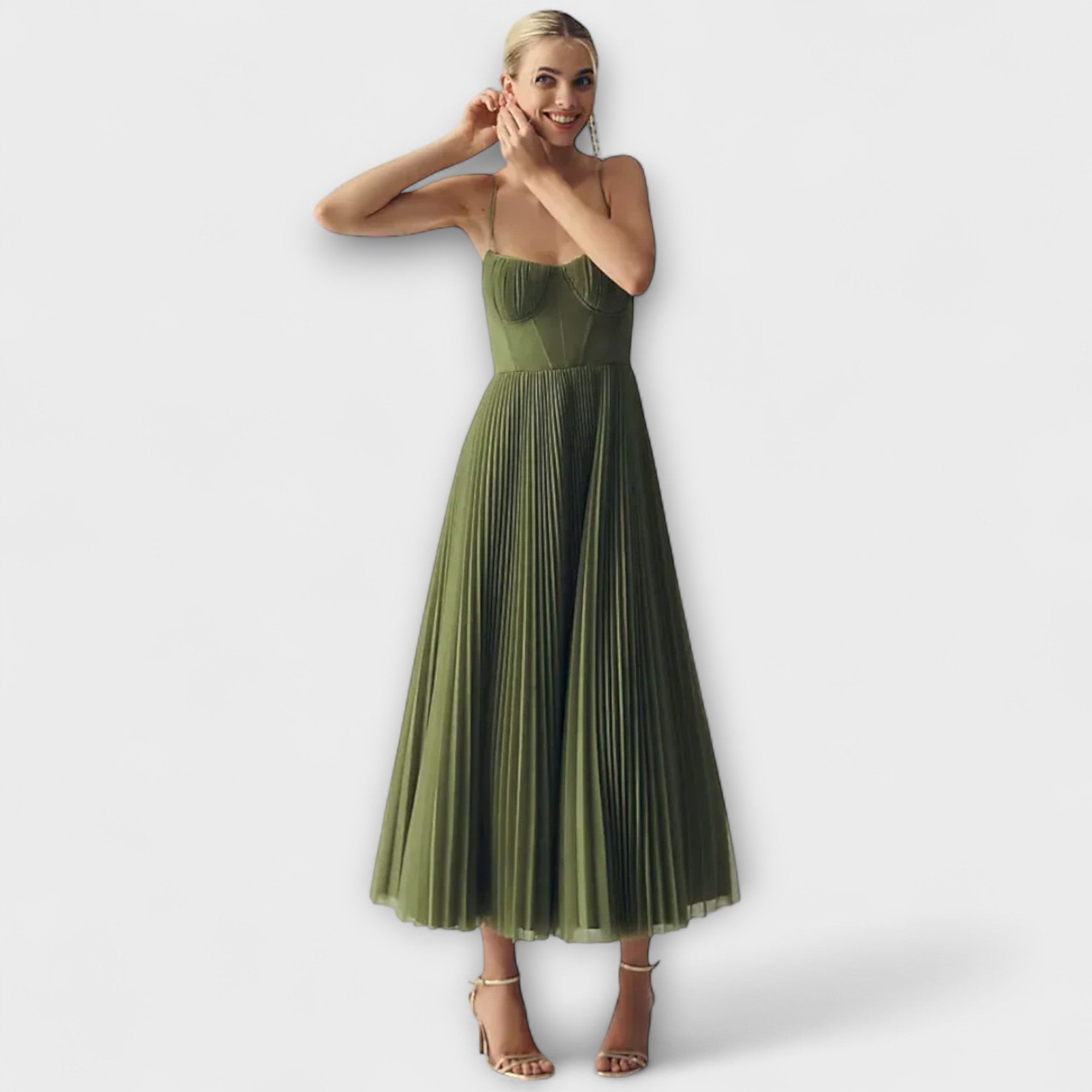 Lucrezia - Elegant Klänning med Charm